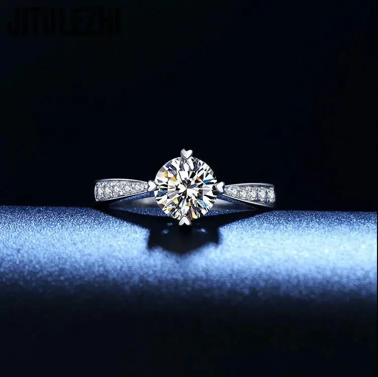 Moissanite Ring Fashion Style