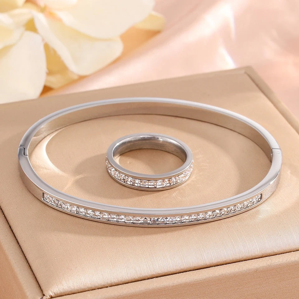 Luxury Bracelet Ring