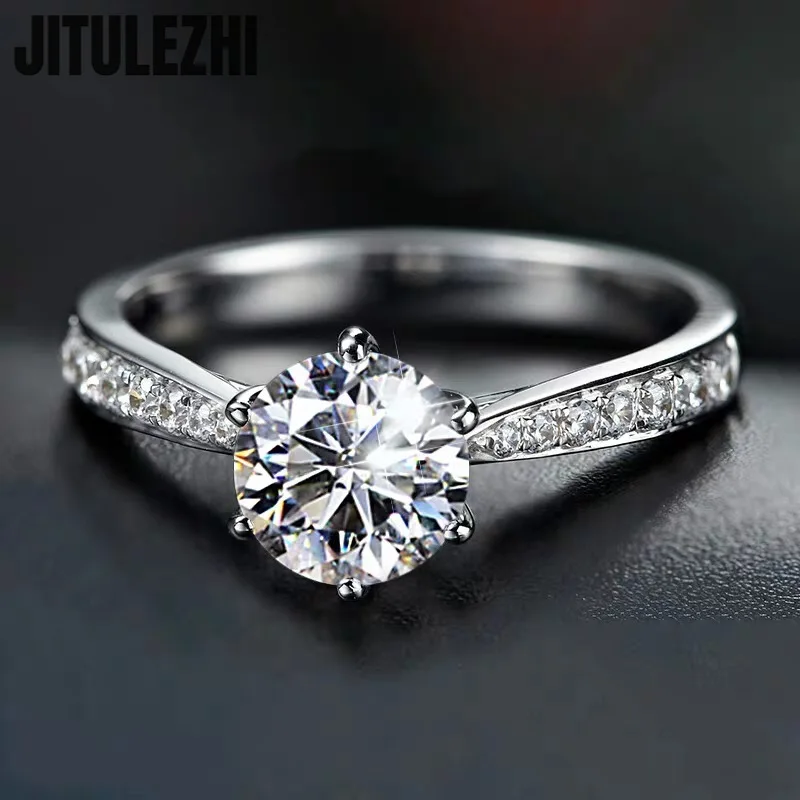 Moissanite Ring Fashion Style