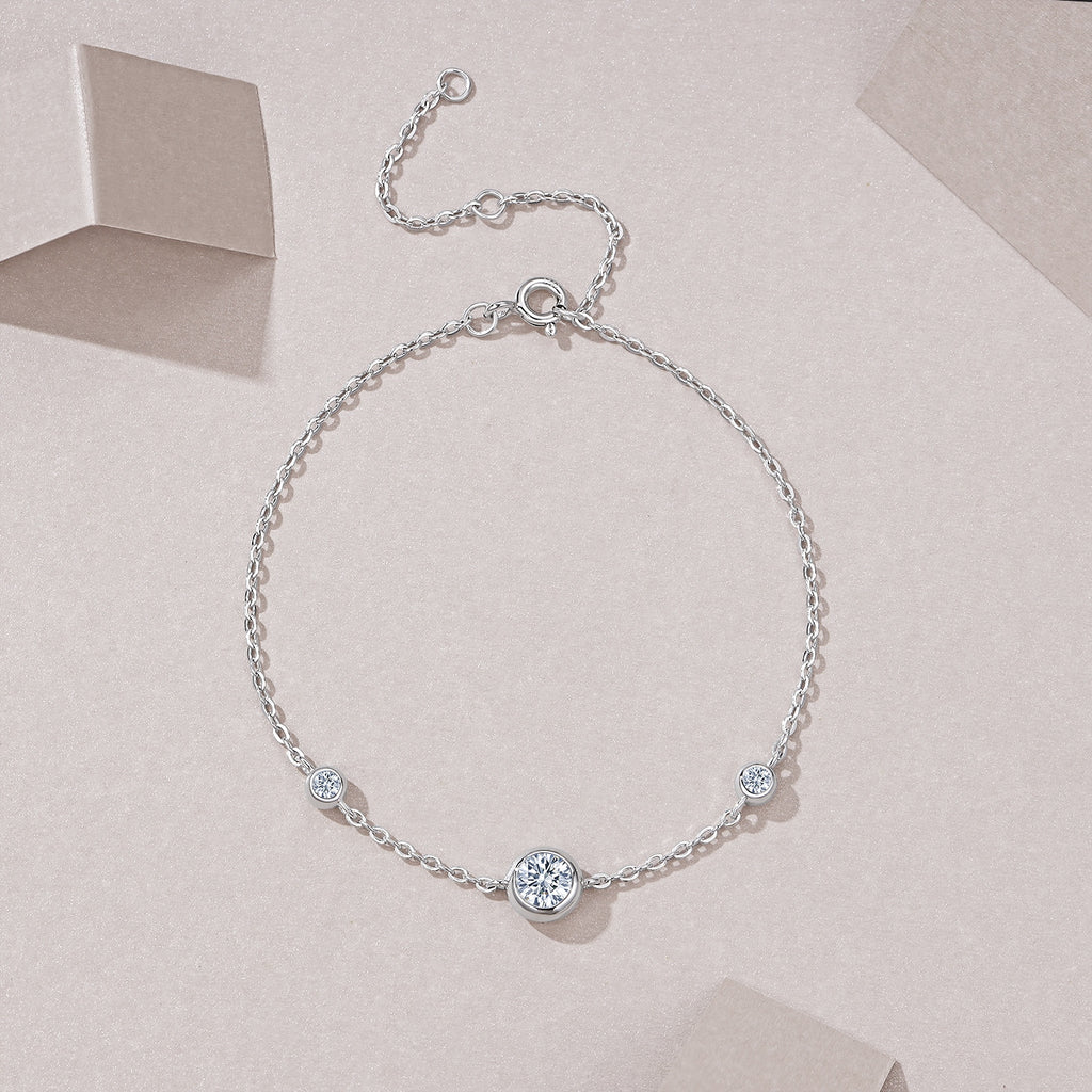 0.5 Carat Luxury And Light Luxury Fashion Jewelry Bracelet Set With Top Moissanite, S925 Silver Plated Platinum Material.