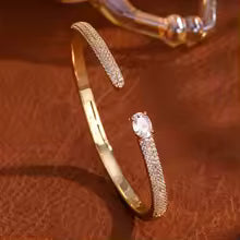 Bracelet Set With Glittering Zircon