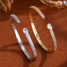 Bracelet Set With Glittering Zircon