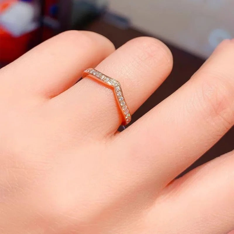 Sleek Ring For Women