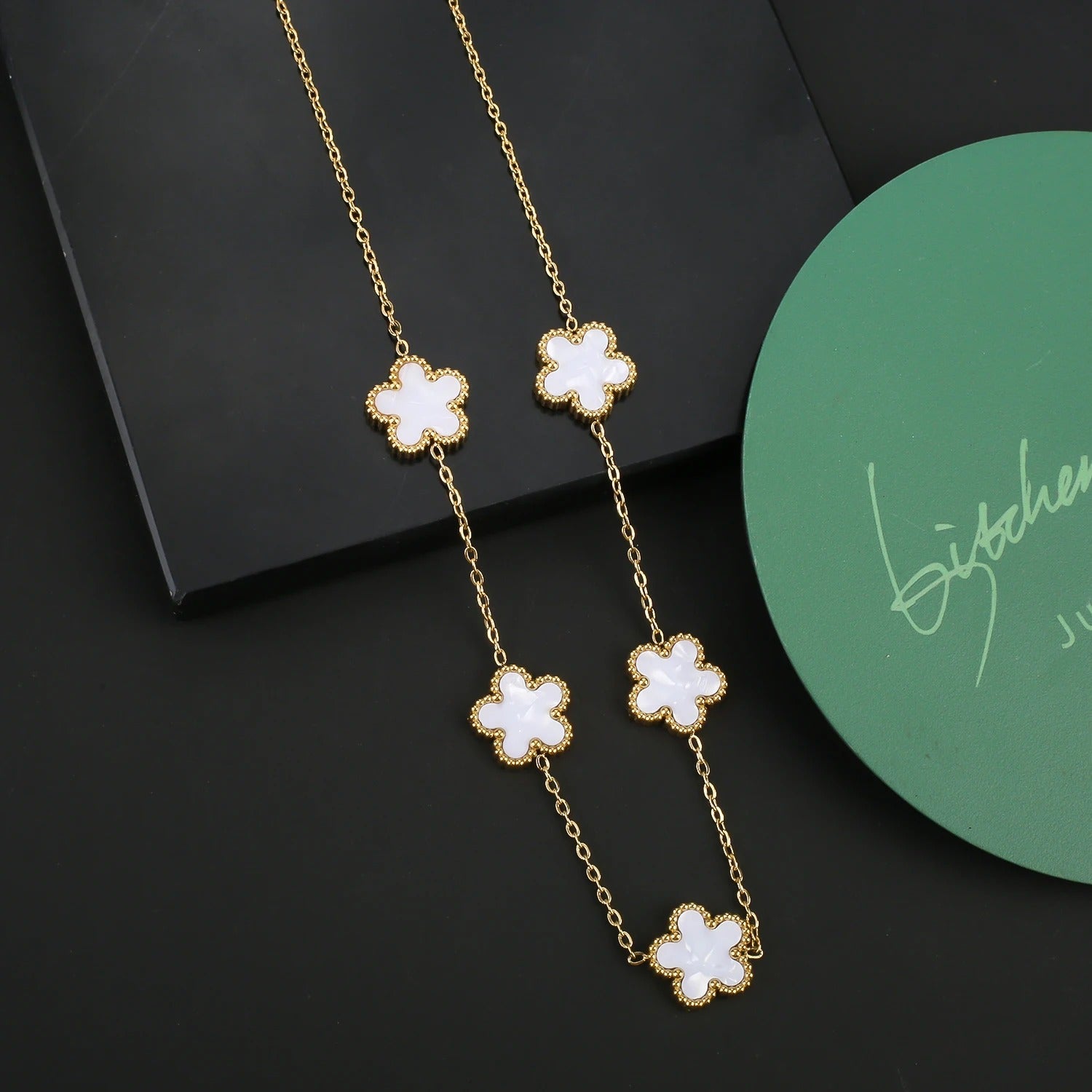 Women White Gift Set