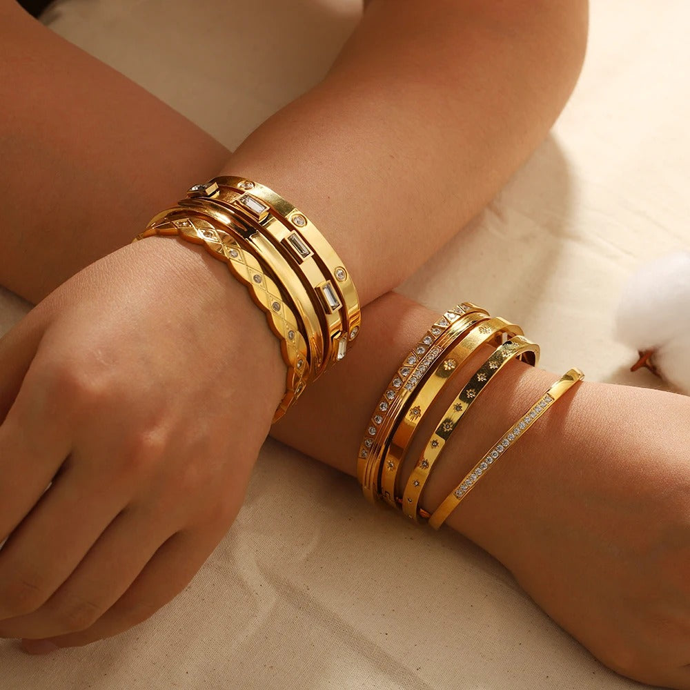 Stain Less Women Bracelet