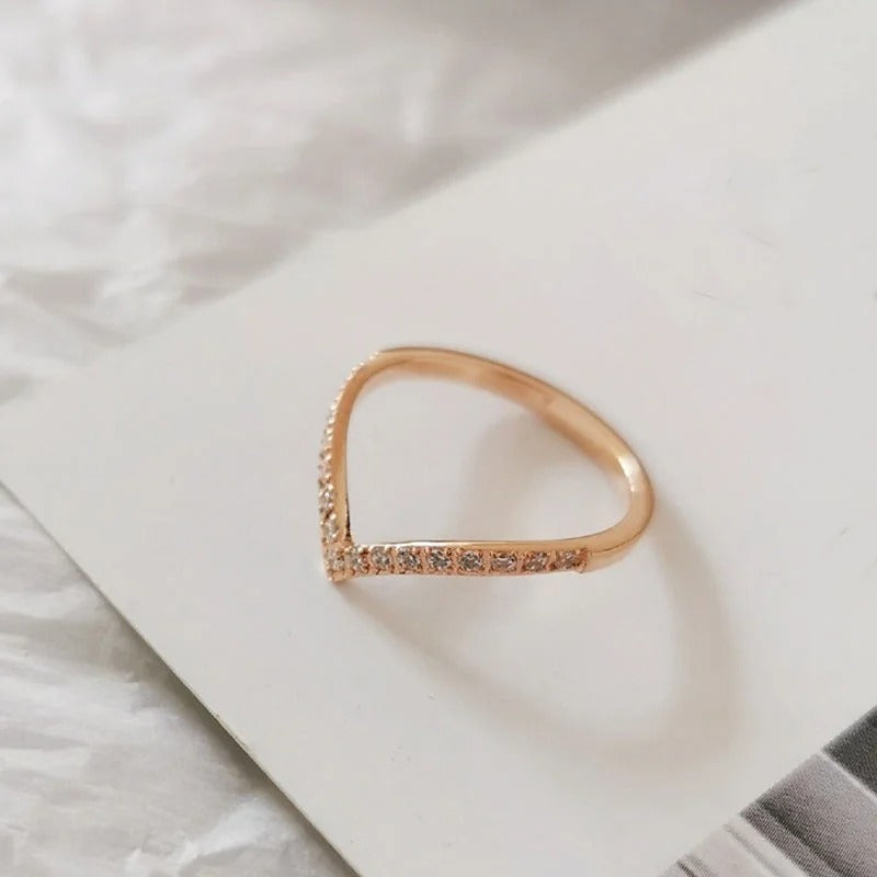 Sleek Ring For Women